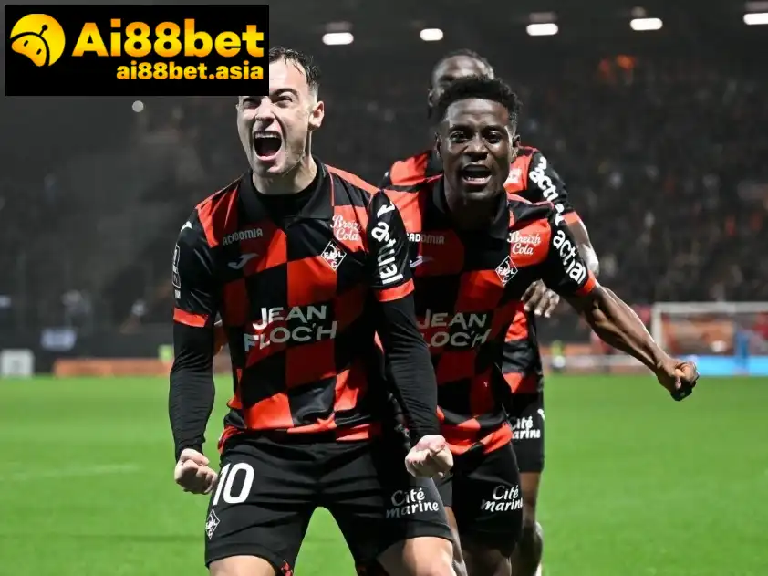 Lorient đang sở hữu chuỗi phong độ vô cùng thăng hoa (Ảnh: Ligue 1) Lorient đang sở hữu chuỗi phong độ vô cùng thăng hoa (Ảnh: Ligue 1)